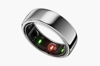 Style-Conscious Health-Tracking Rings Image 2