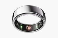 Style-Conscious Health-Tracking Rings Image 3