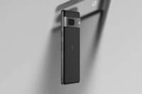 Camera-Highlighting Smartphones Image 3