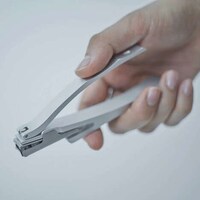 Rotating Ergonomic Nail Clippers Image 2