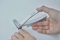 Rotating Ergonomic Nail Clippers Image 3