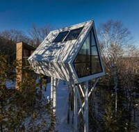 Elevated Quebec Rental Cabins Image 3