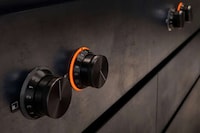Seamless Kitchen Cooktop Systems Image 3