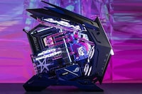 Alien-Inspired PC Cases Image 2