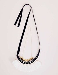 Feather Necklaces Image 3