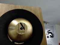 Log Speakers Image 5