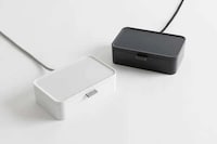Anti-Clutter Technology Chargers Image 4