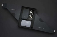 Luxurious Jewelry-Like Headphones Image 5