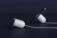 Angled Smartphone Charger Concepts Image 3