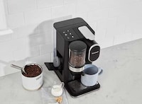 Grinder-Equipped Coffee Makers Image 2