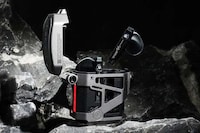 Sci-Fi-Inspired Earbuds Image 7