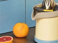 Aesthetically Pleasing Citrus Juicers Image 2