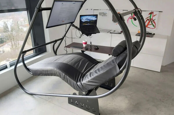 Relaxed Reclining Workstations Image 2