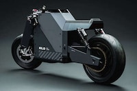 Angular Futuristic Electric Motorcycles Image 1