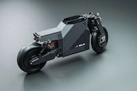 Angular Futuristic Electric Motorcycles Image 4