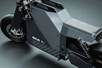 Angular Futuristic Electric Motorcycles Image 5