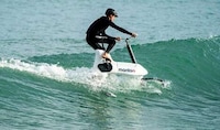 Aircraft-Like Hydrofoil Bikes Image 1