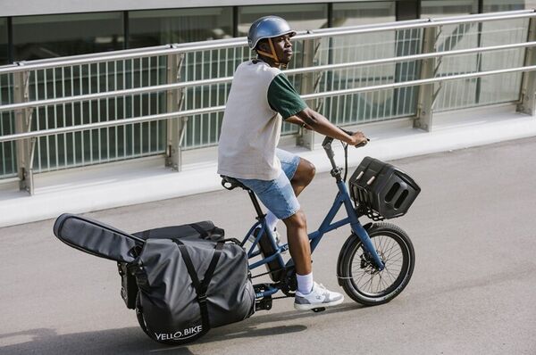 Lightweight Folding E-Bikes