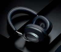 Secret Agent Earphones Image 3