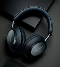 Secret Agent Earphones Image 5