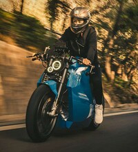 High-Performance Electric Motorcycles Image 5