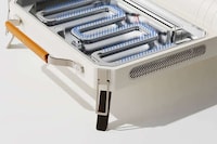 Portable Suitcase-Style Barbecues Image 7