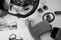 Touch-Sensitive Steering Wheels Image 6