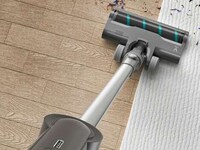 Adaptable Five-Filter Vacuums Image 8