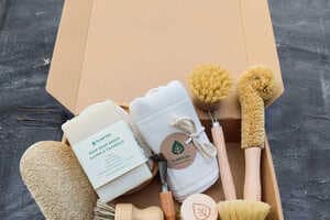 Zero-Waste Home Cleaning Kits Article Thubnail