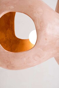 Japanese-Inspired Sculptureal Lighting Image 2