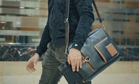 Chic Modular Travel Bags Image 6