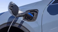 Well-Equipped PHEV SUVs Image 2