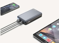 Fast-Charging Power Banks Image 3