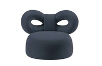Curvaceous Ribbon-Like Armchairs Image 3