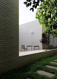Minimal White Brick Homes Image 3