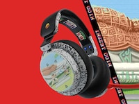 Nostalgic Gaming Headsets Image 1