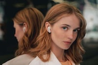Barely-There Earbud Designs Image 1