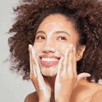 Multi-Use Exfoliating Powders Image 6