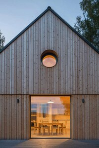 Lake-Bordering Timber Cabins