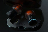 Cyberpunk-Inspired Earbuds Image 3