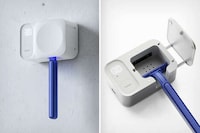 UV Light Razor Cleaners Image 1