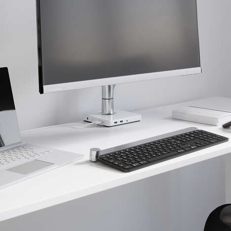 Port Hub Monitor Stations