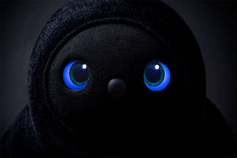 Emotional Lifelike Robots