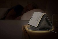 Cabin-Shaped Reading Lights Image 4