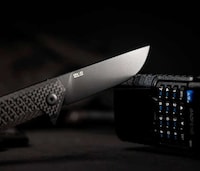 Army-Grade Pocket Knives Image 4