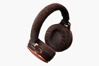 Technical Timber-Accented Headphones Image 4