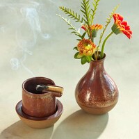 Elevated Celeb-Backed Ashtray Sets
