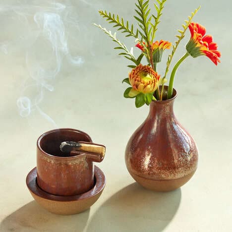 Elevated Celeb-Backed Ashtray Sets
