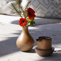 Elevated Celeb-Backed Ashtray Sets Image 2