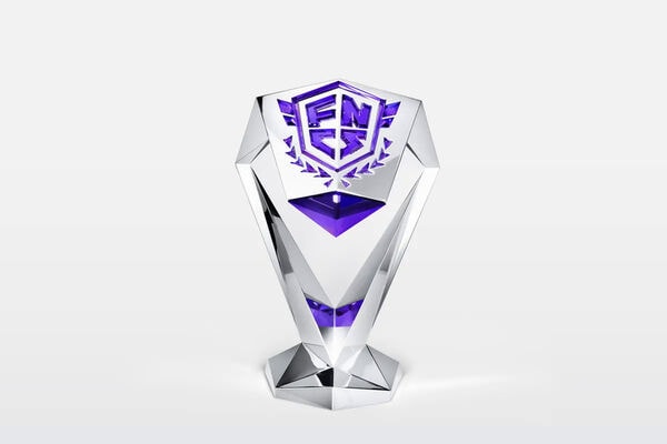 Bespoke Crystal eSports Trophies